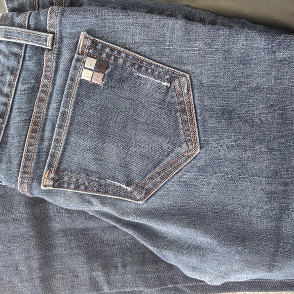 Jeans - Picture 2 of 4